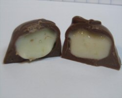 An opened lemon cream